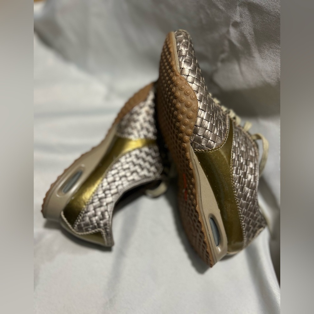 Cole Haan Gold Air Nike sneakers Size 6B - Picture 10 of 10